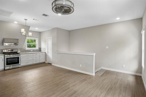 801 W Morphy Street Fort Worth TX 76104