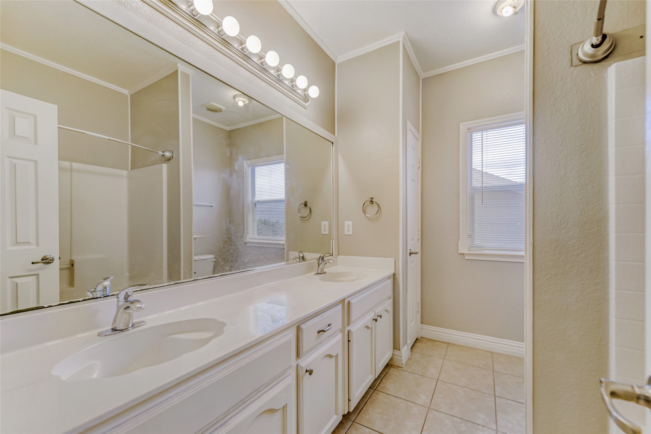 6427 Miranda Drive Fort Worth TX 76131