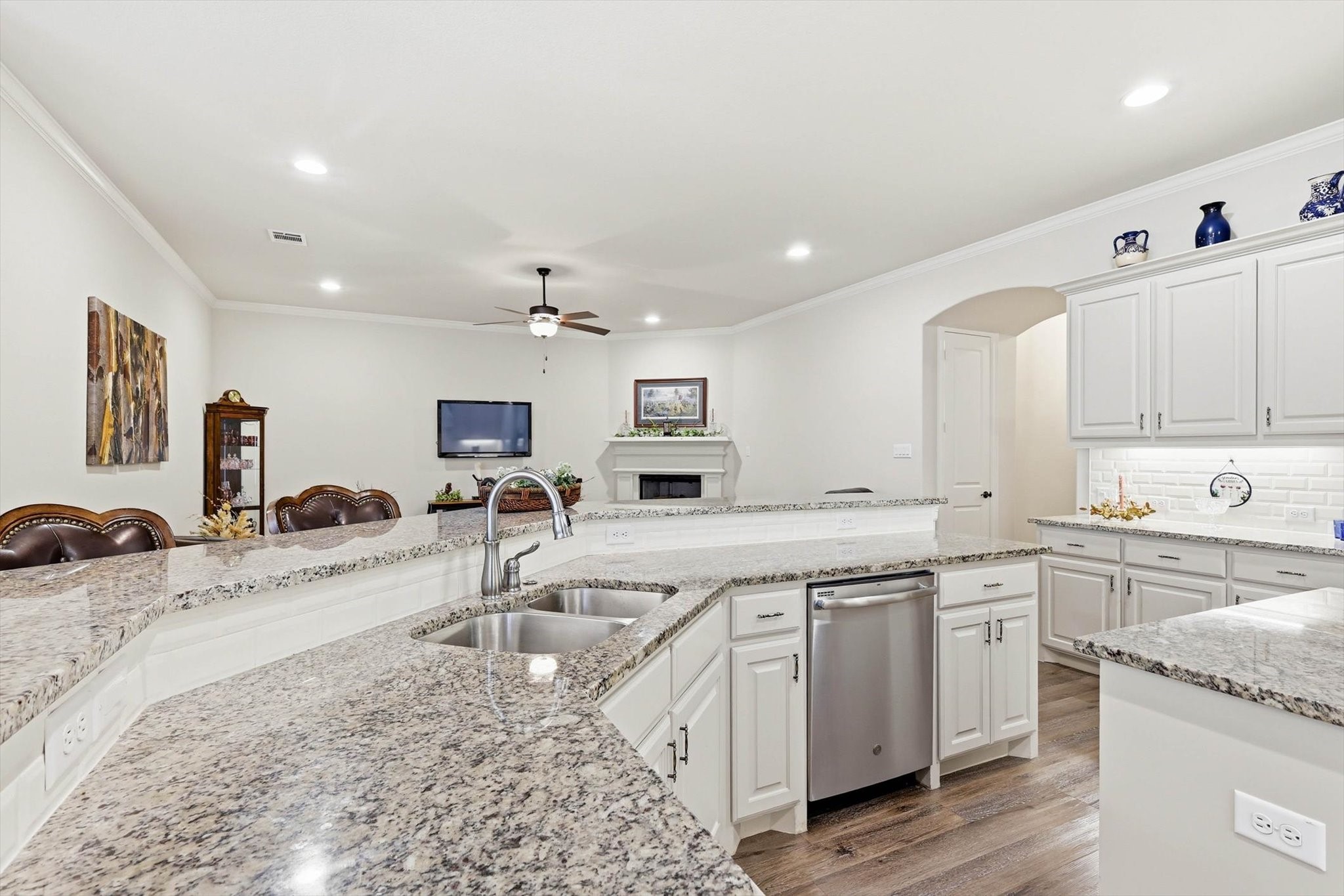 6909 Heather Lane North Richland Hills TX 76182