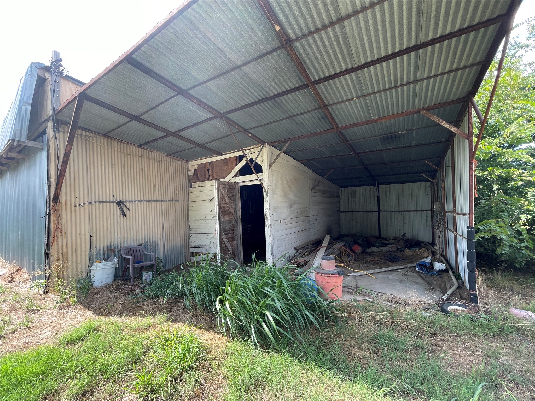6957 Fm 100 Honey Grove TX 75446