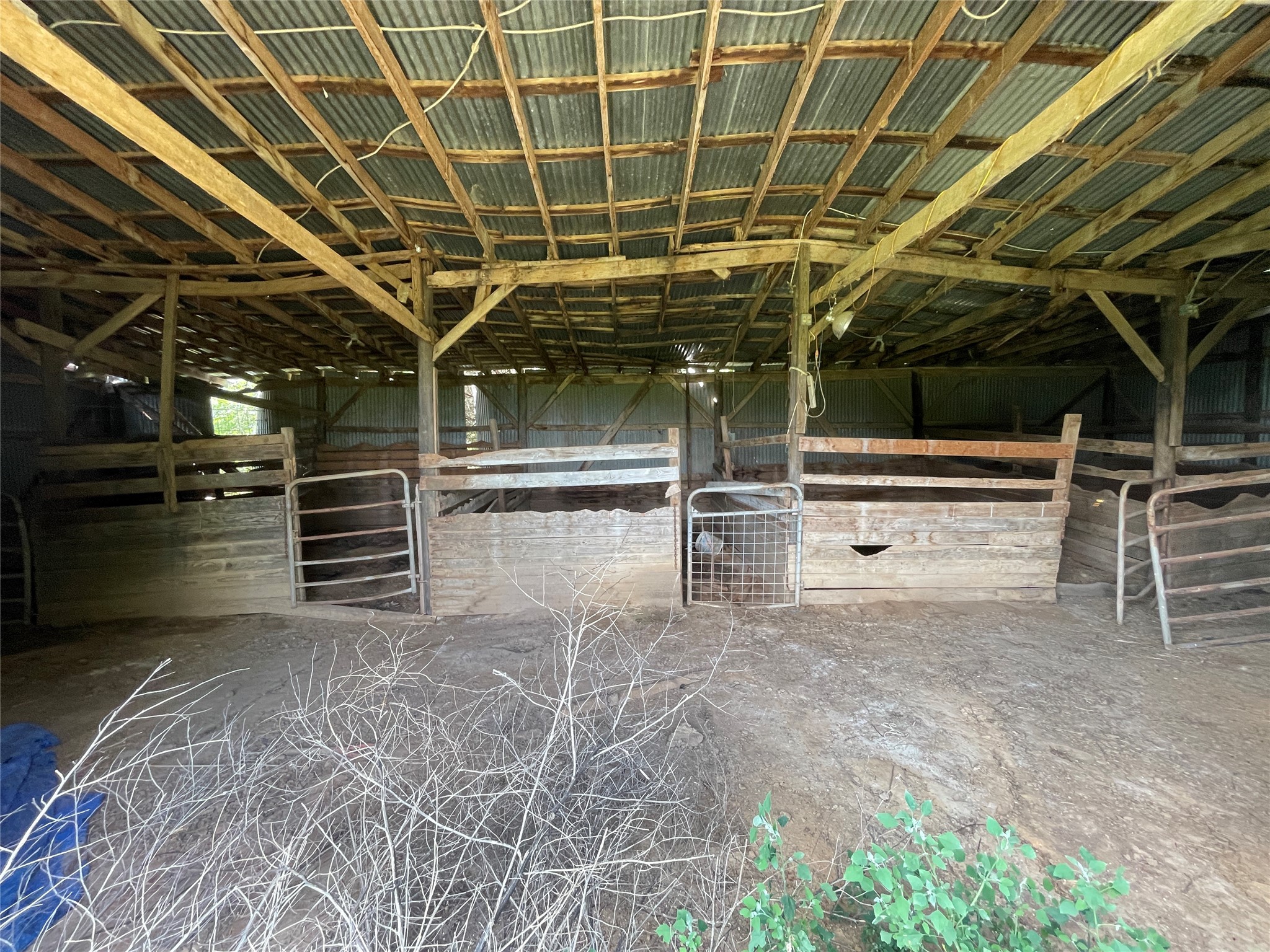 6957 Fm 100 Honey Grove TX 75446