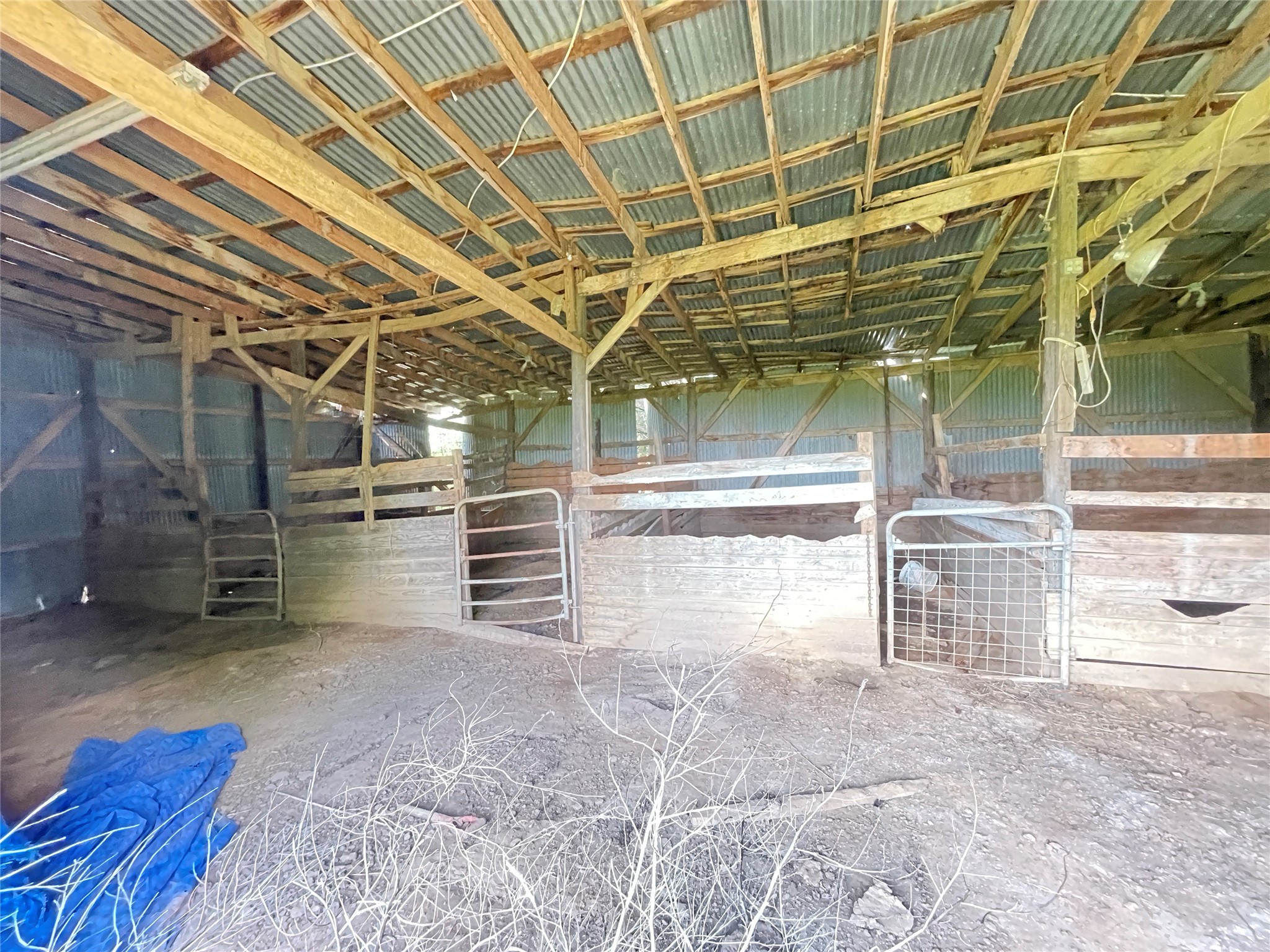6957 Fm 100 Honey Grove TX 75446