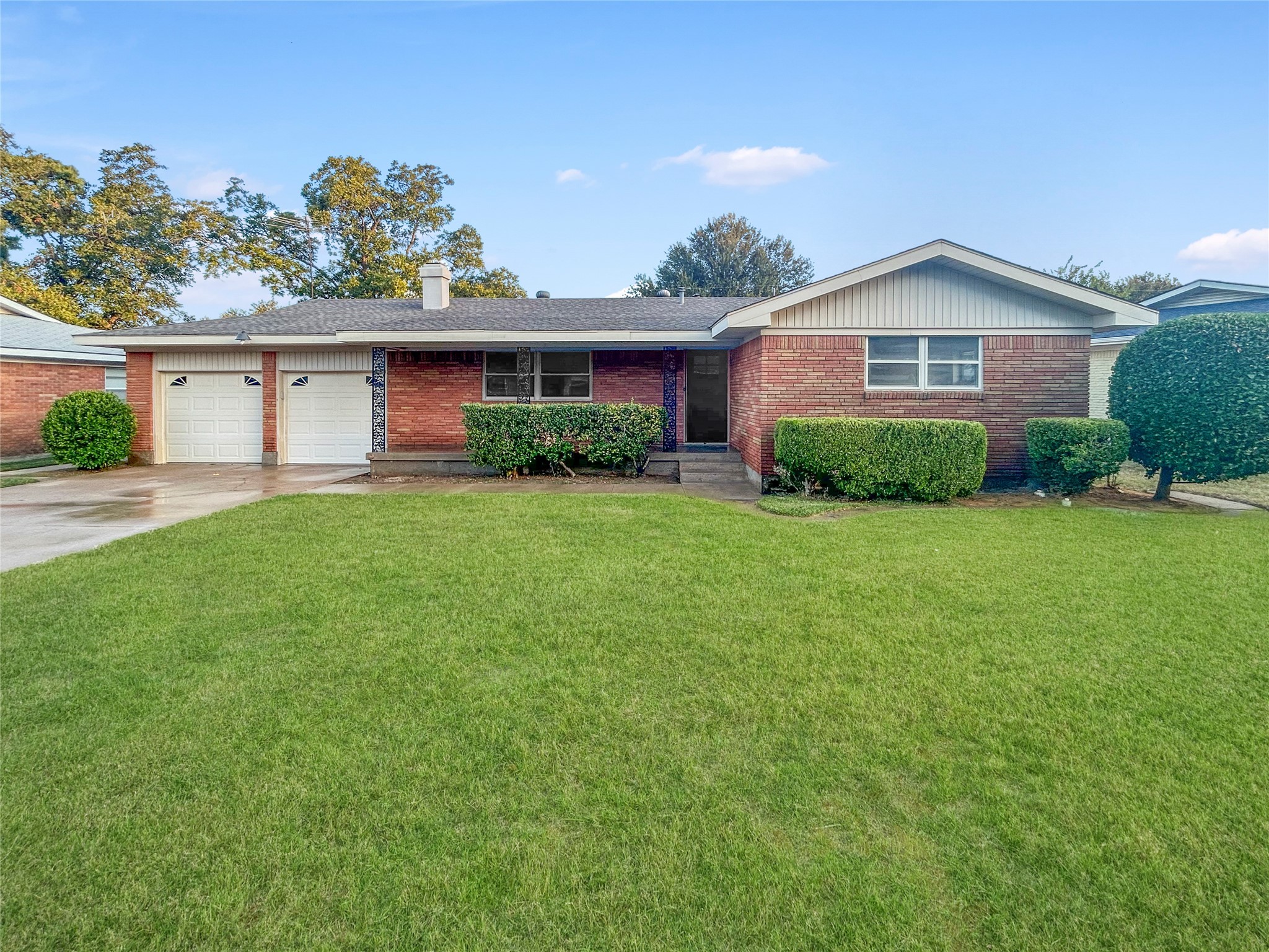 404 Patricia Road Hurst TX 76053