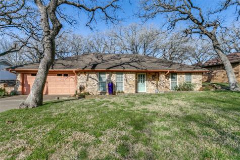 2233 Cambridge Drive Hurst TX 76054