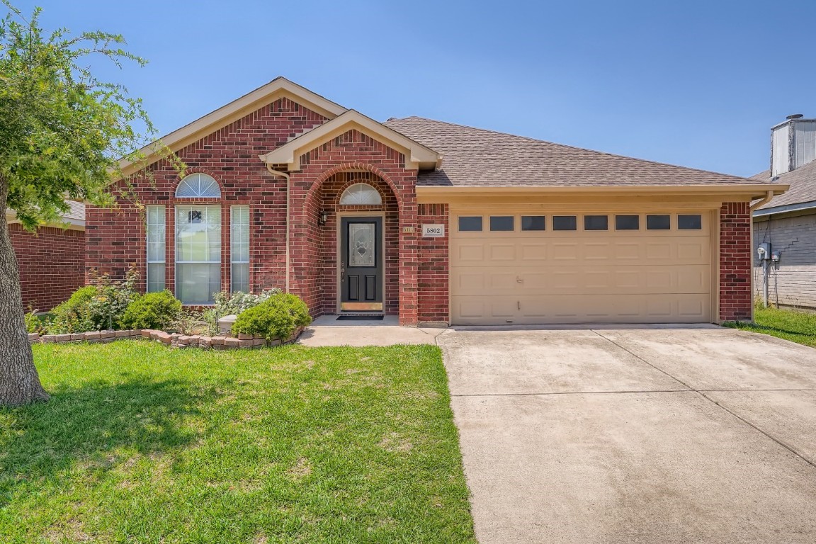 5802 Creekridge Drive Arlington TX 76018