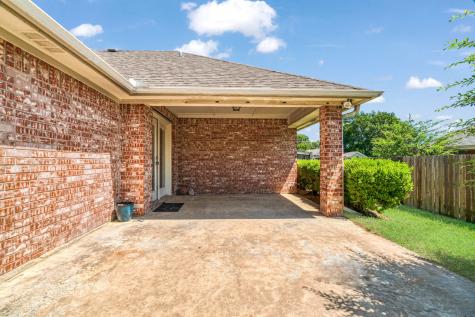 3750 Castlegate Drive Paris TX 75462