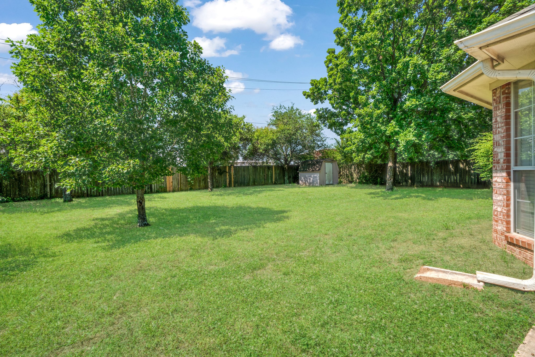 3750 Castlegate Drive Paris TX 75462