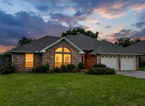3750 Castlegate Drive Paris TX 75462