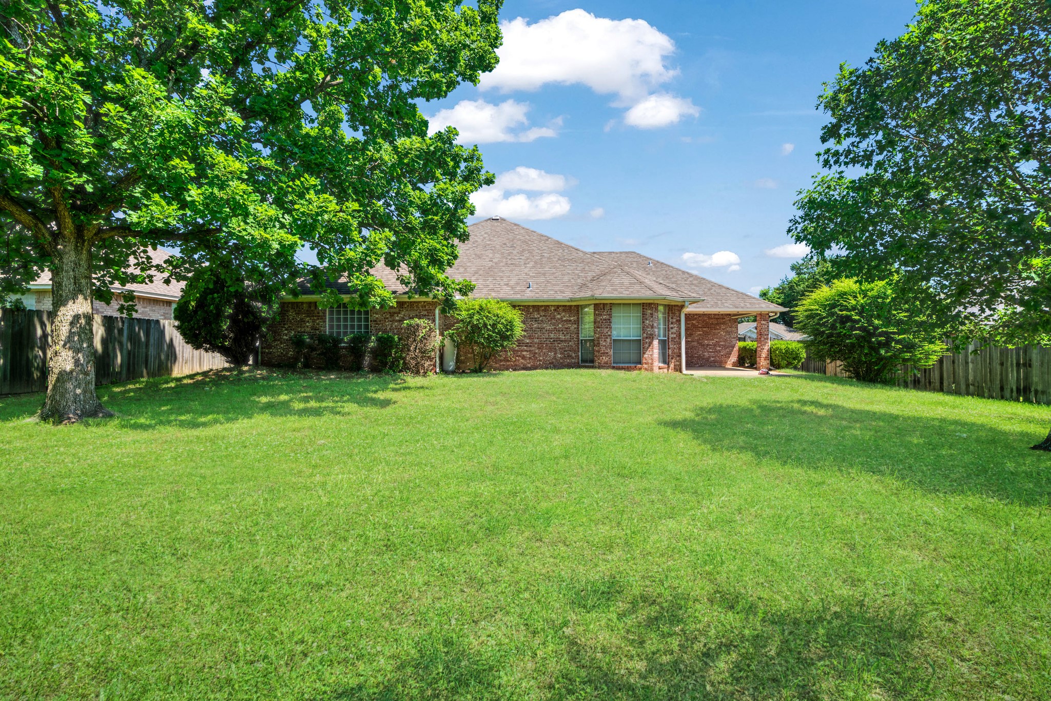 3750 Castlegate Drive Paris TX 75462