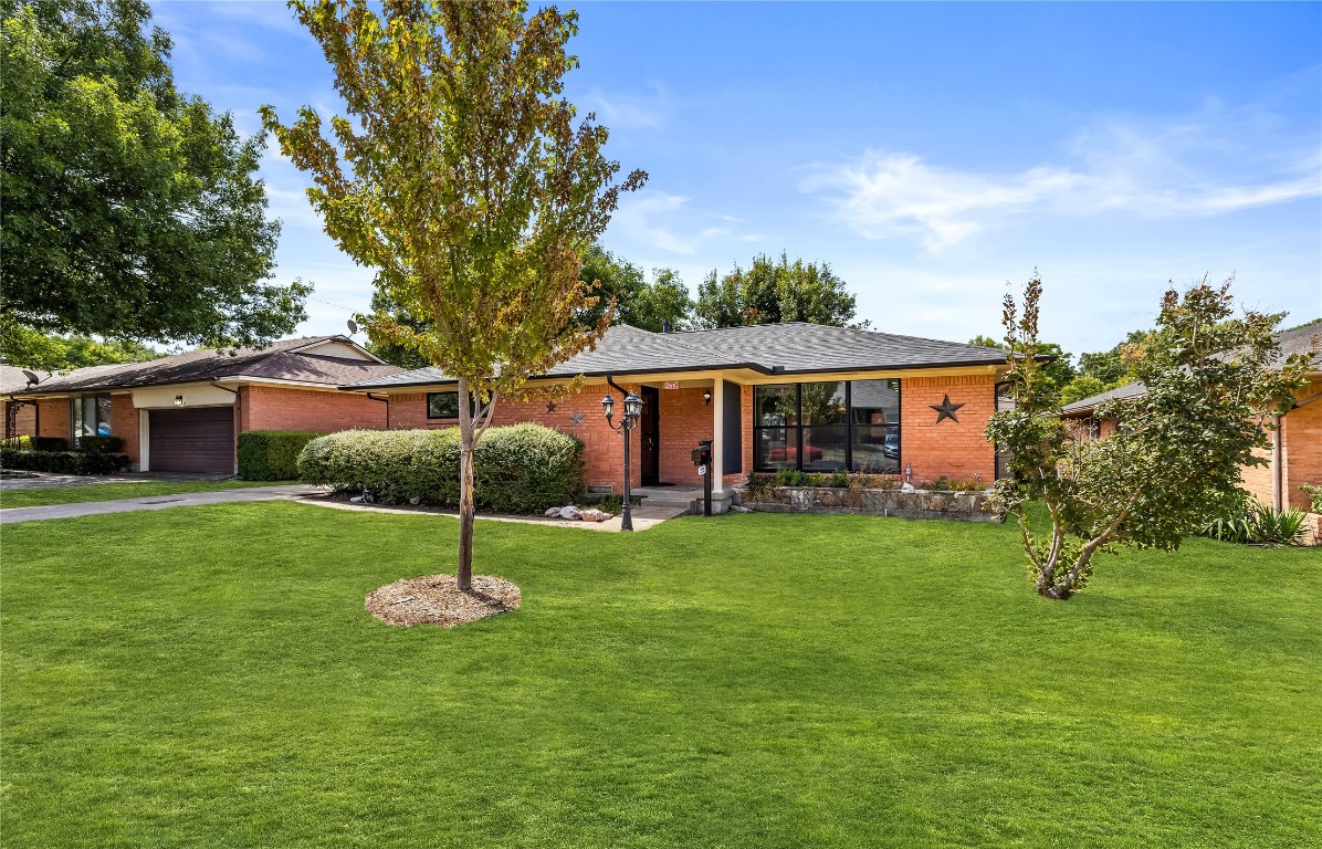 2610 San Medina Avenue Dallas TX 75228