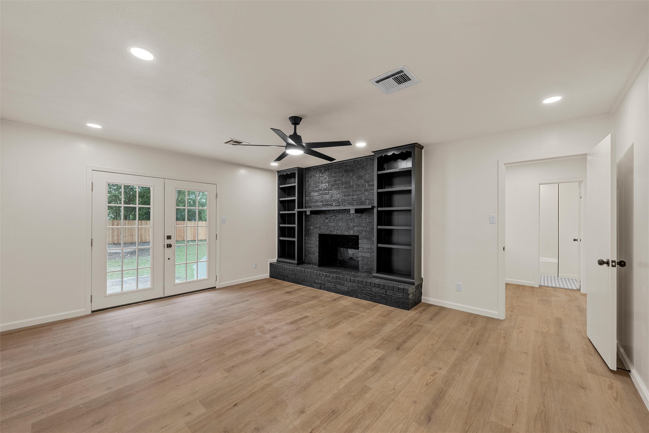 311 Arthur Street Mcgregor TX 76657