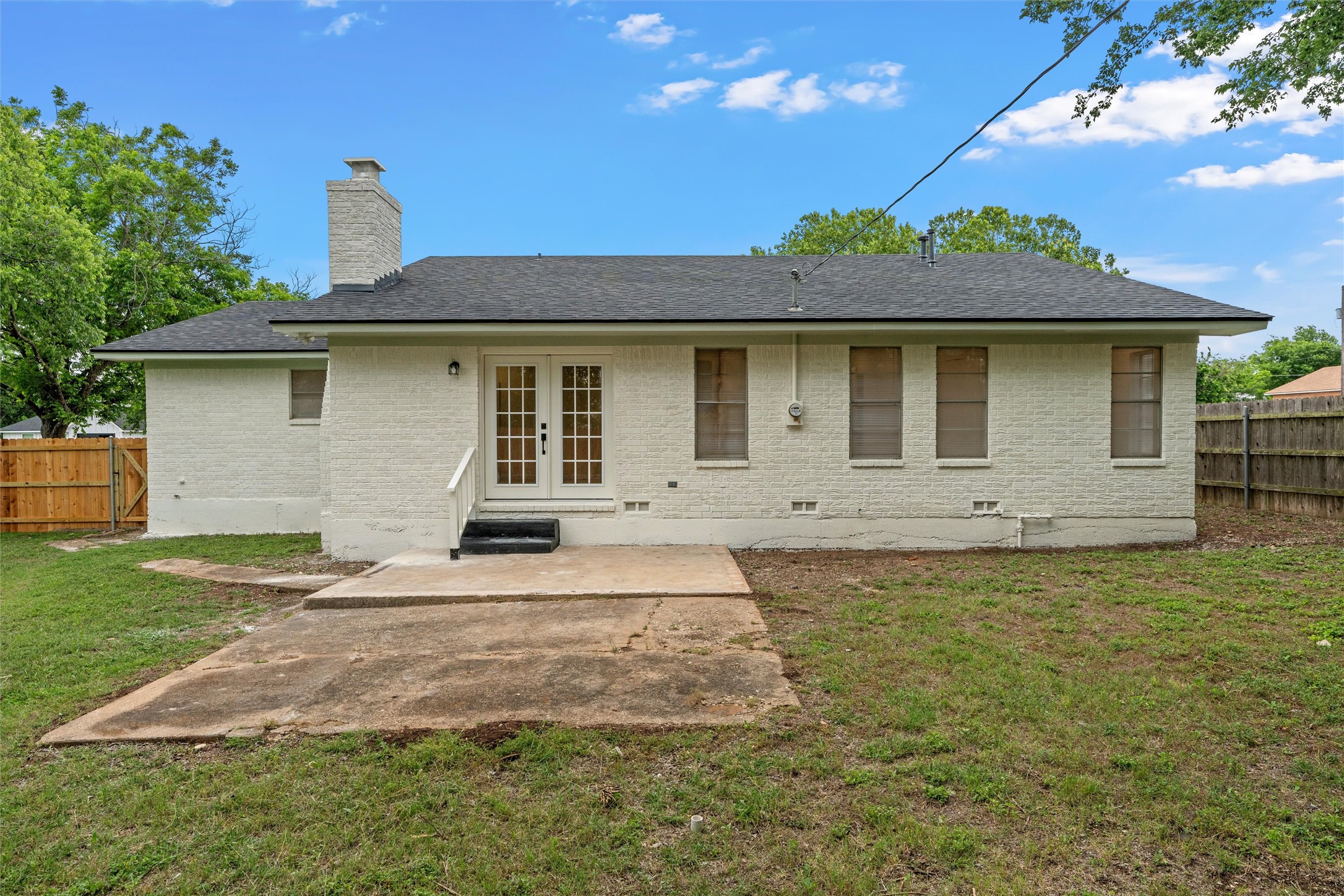 311 Arthur Street Mcgregor TX 76657