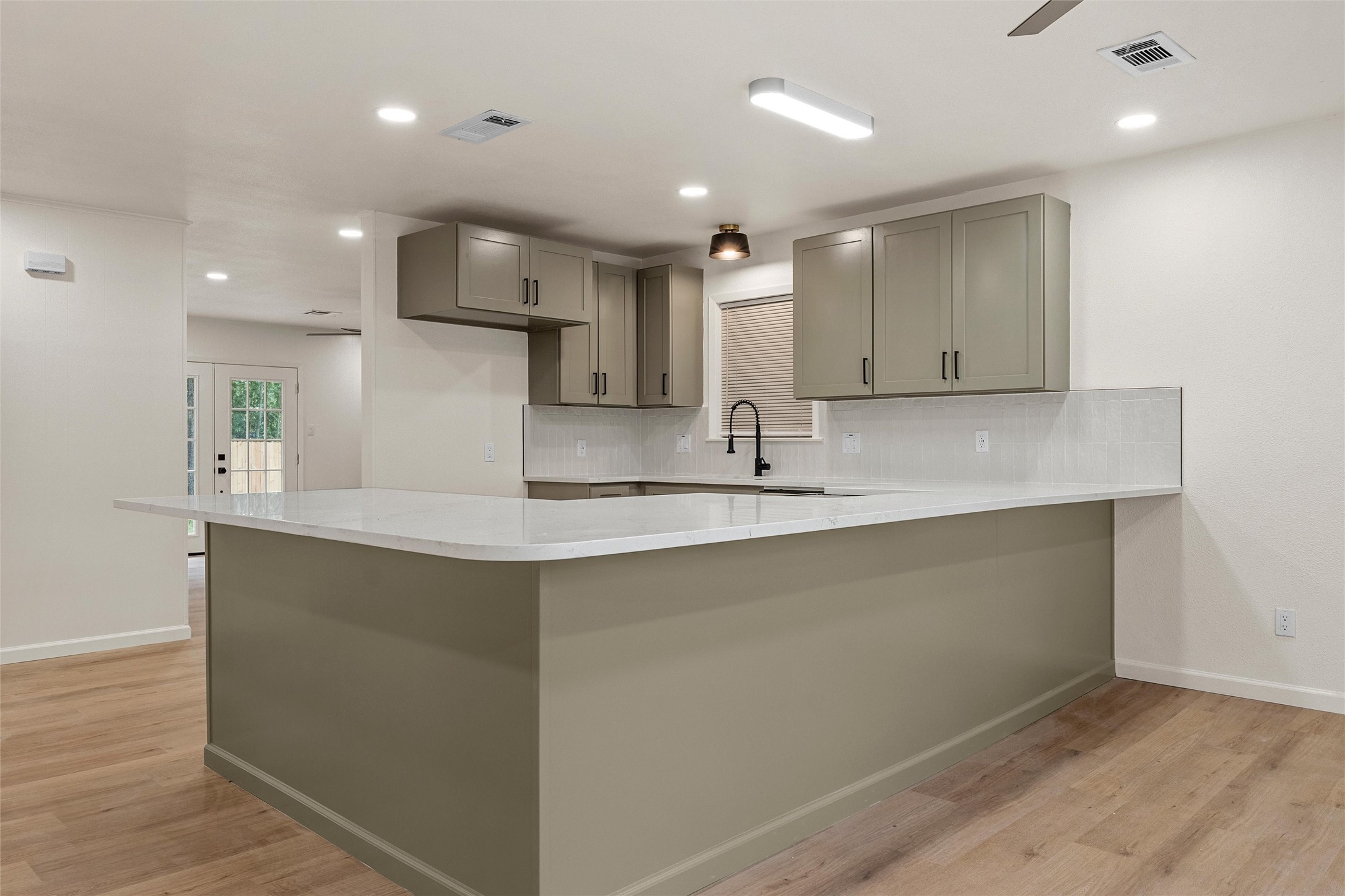 311 Arthur Street Mcgregor TX 76657
