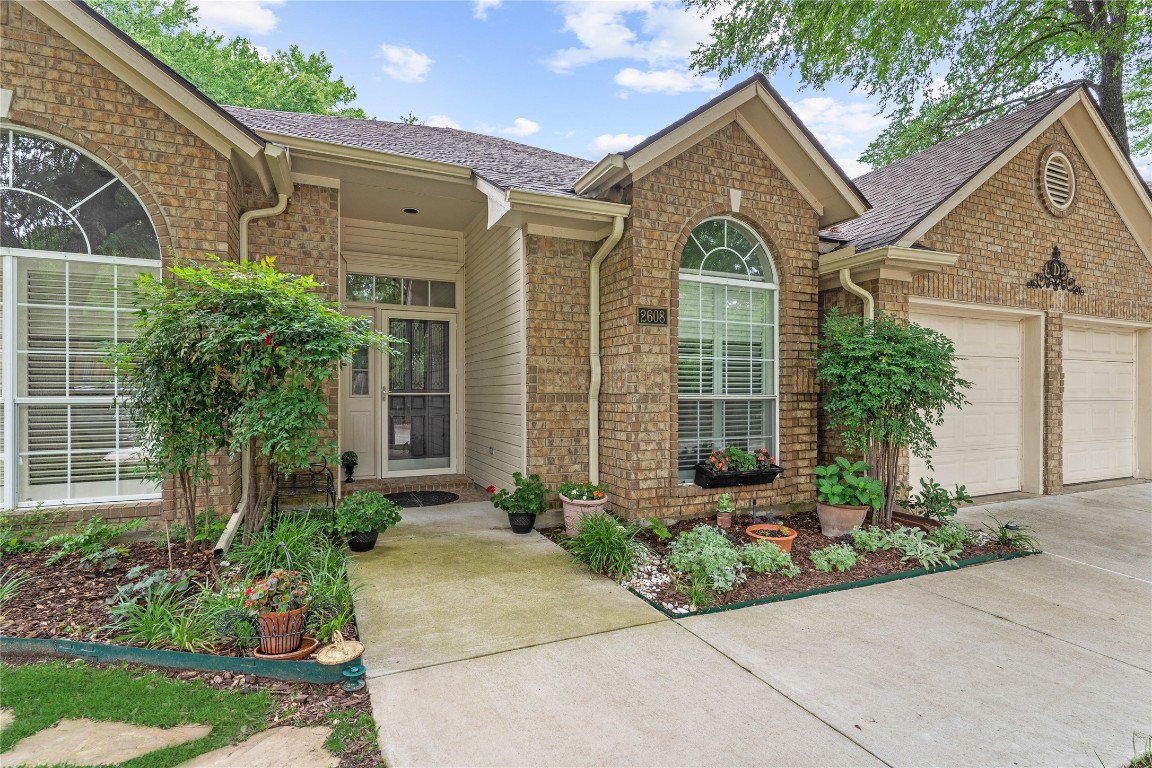 2608 Valley Creek Trail Mckinney TX 75072