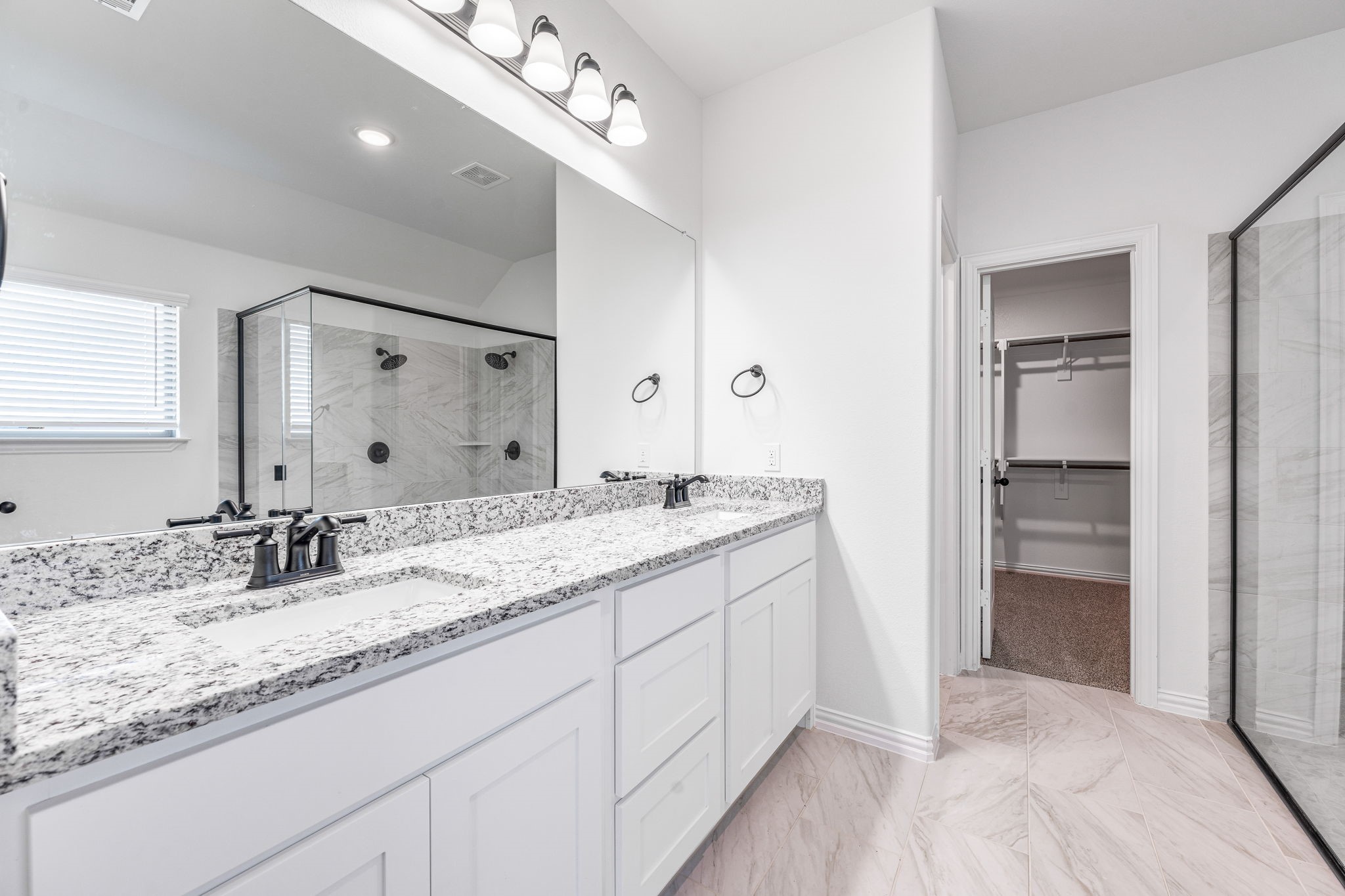 1049 Leo Lane Poolville TX 76487