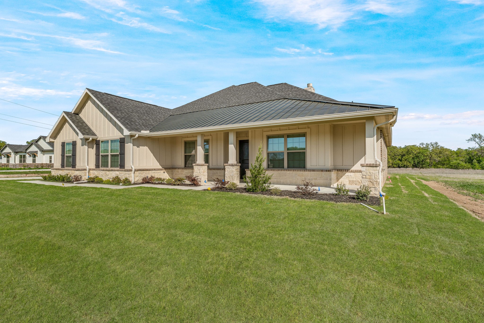 1049 Leo Lane Poolville TX 76487