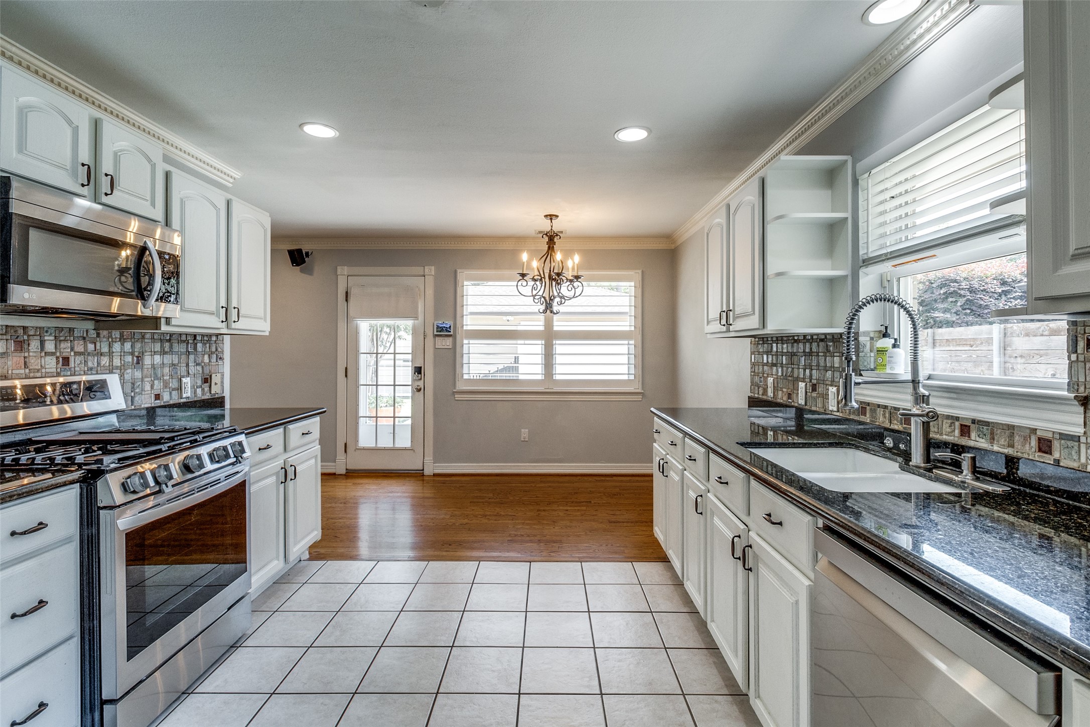 6314 Woodcrest Lane Dallas TX 75214