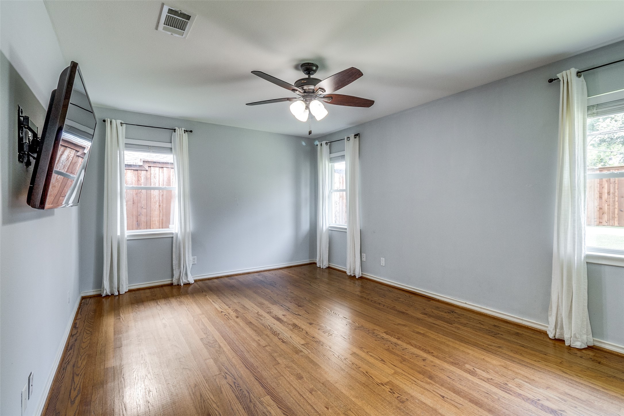 6314 Woodcrest Lane Dallas TX 75214