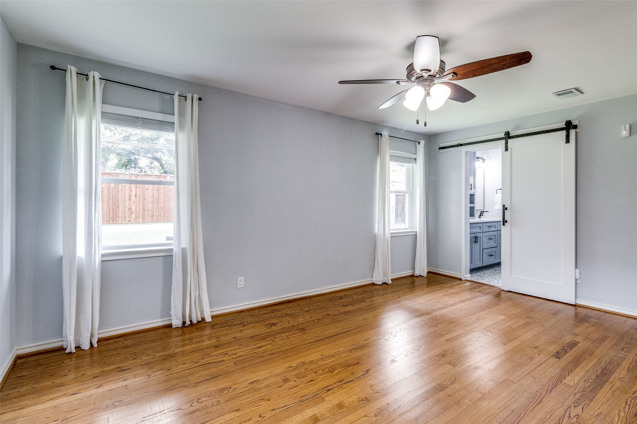 6314 Woodcrest Lane Dallas TX 75214