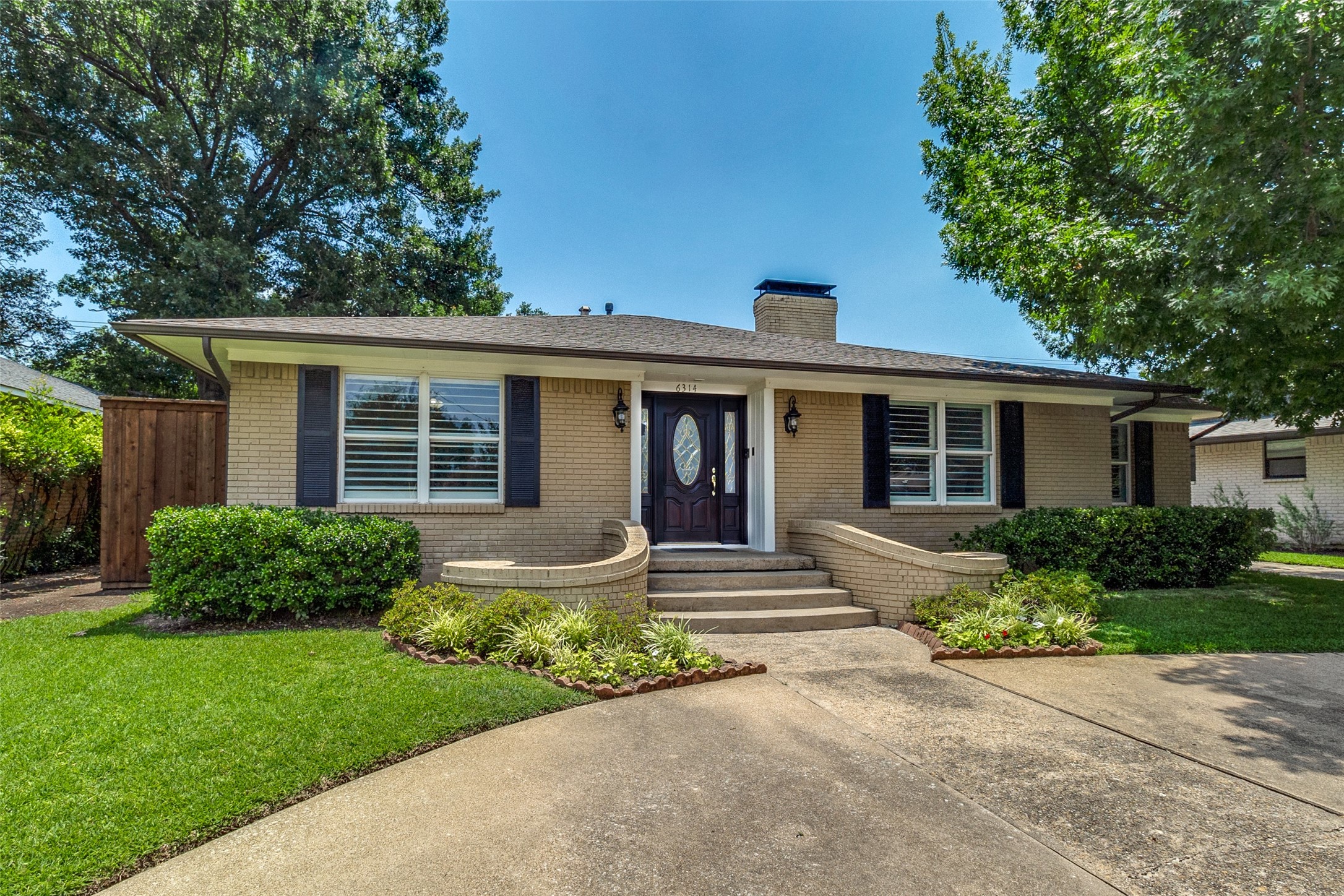 6314 Woodcrest Lane Dallas TX 75214