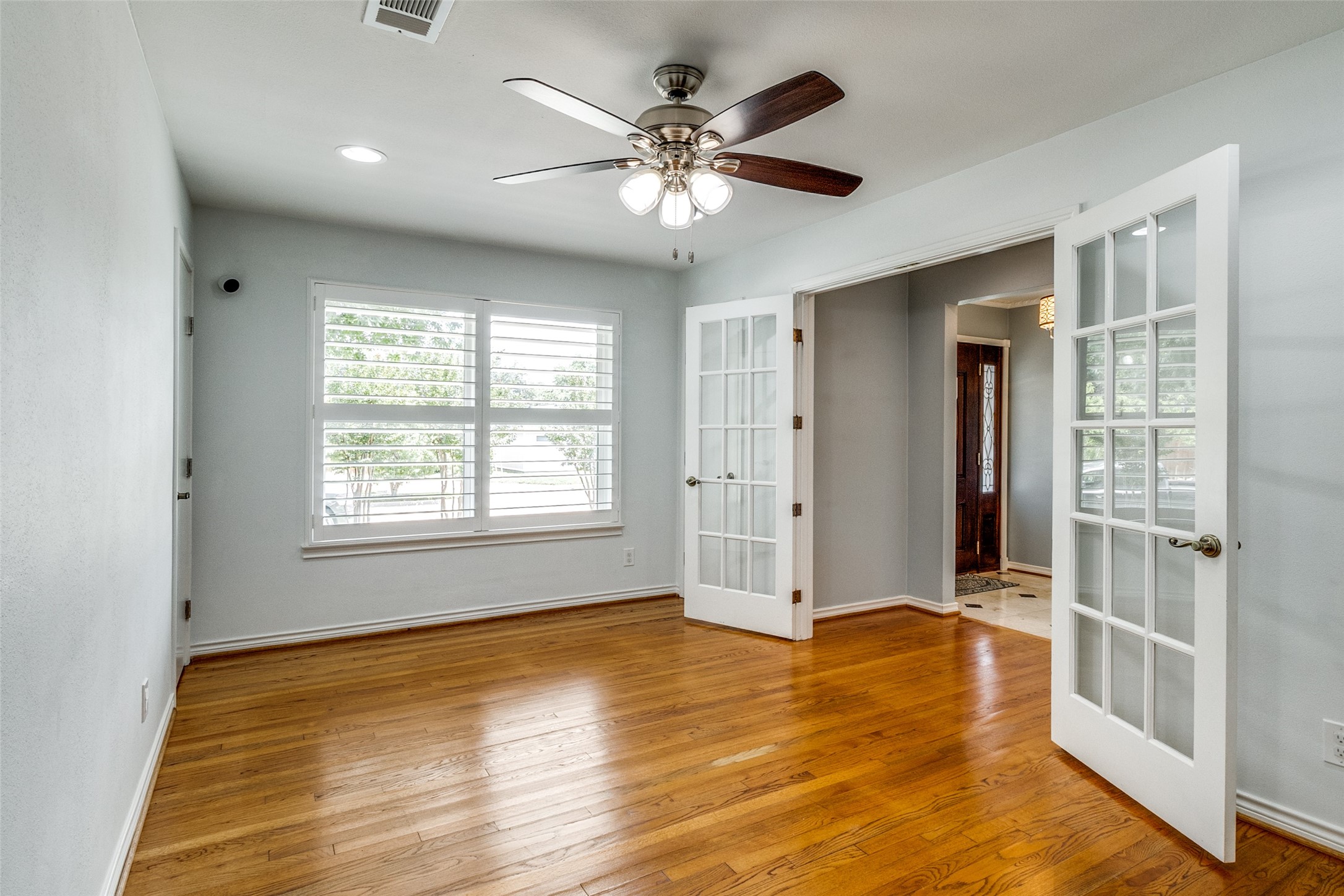 6314 Woodcrest Lane Dallas TX 75214