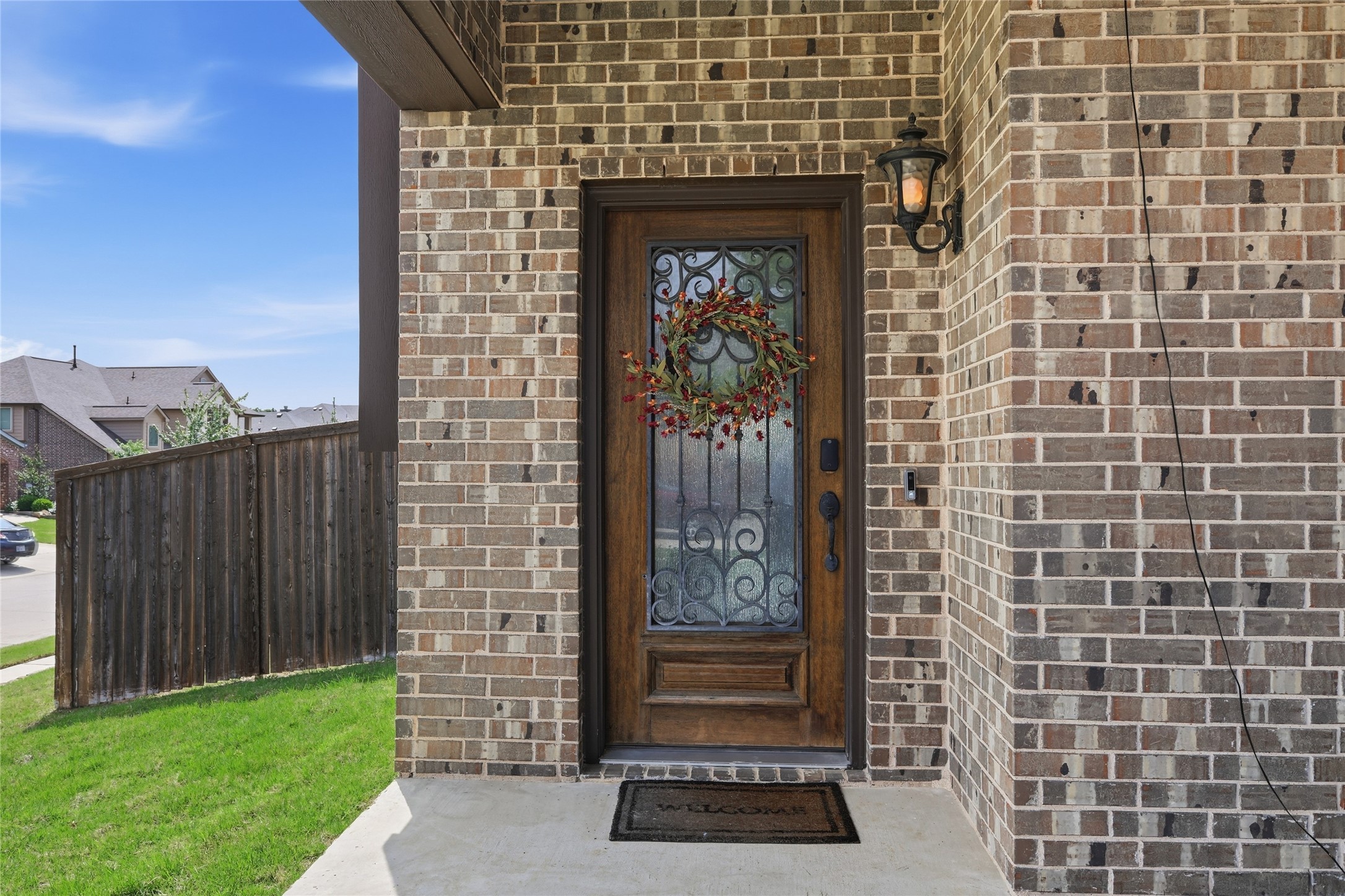 1068 English Oak Drive Burleson TX 76028