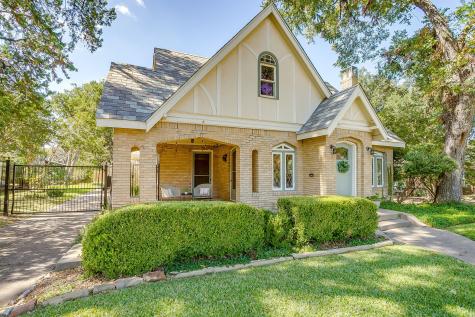 3000 6th Avenue Fort Worth TX 76110
