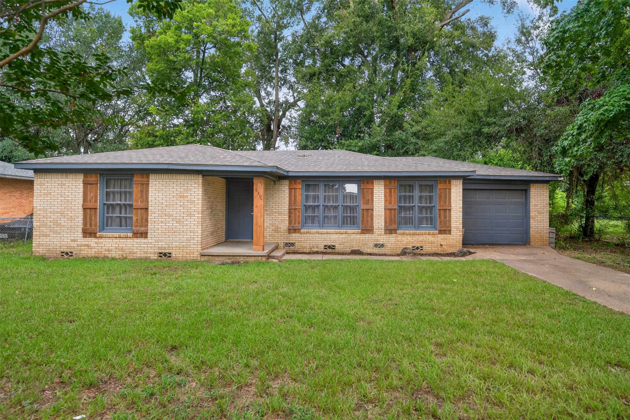 530 Bryson Avenue Athens TX 75751