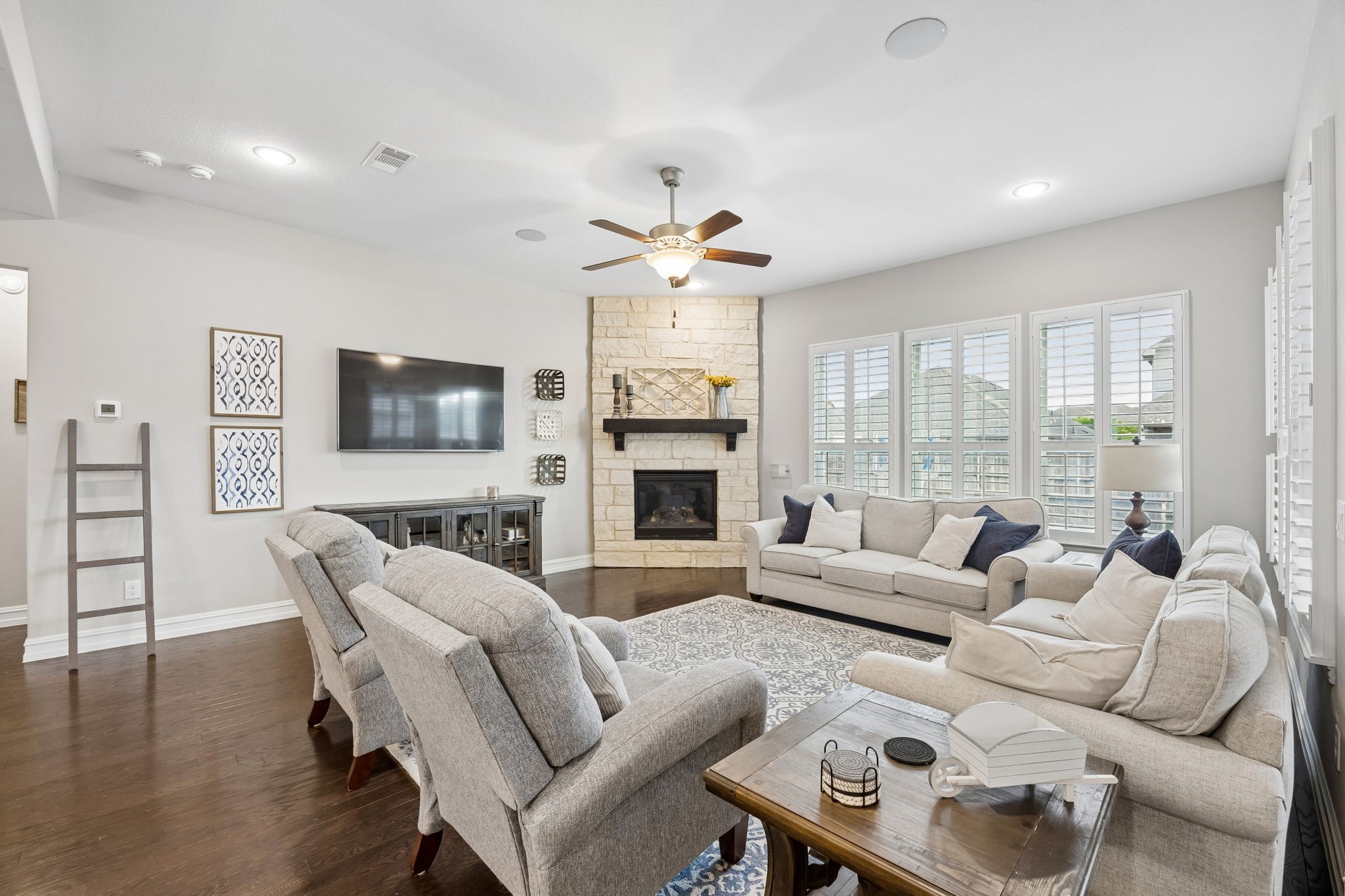 913 Basket Willow Terrace Fort Worth TX 76052
