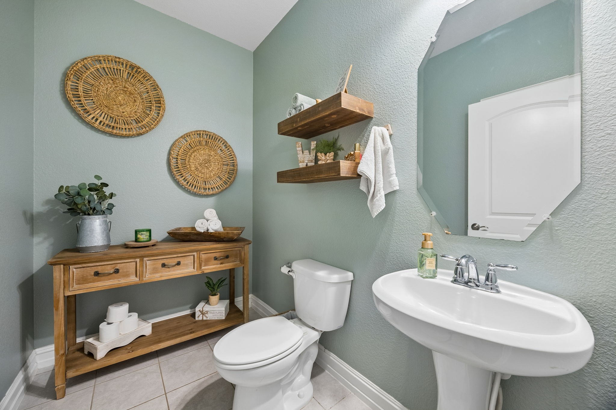 913 Basket Willow Terrace Fort Worth TX 76052