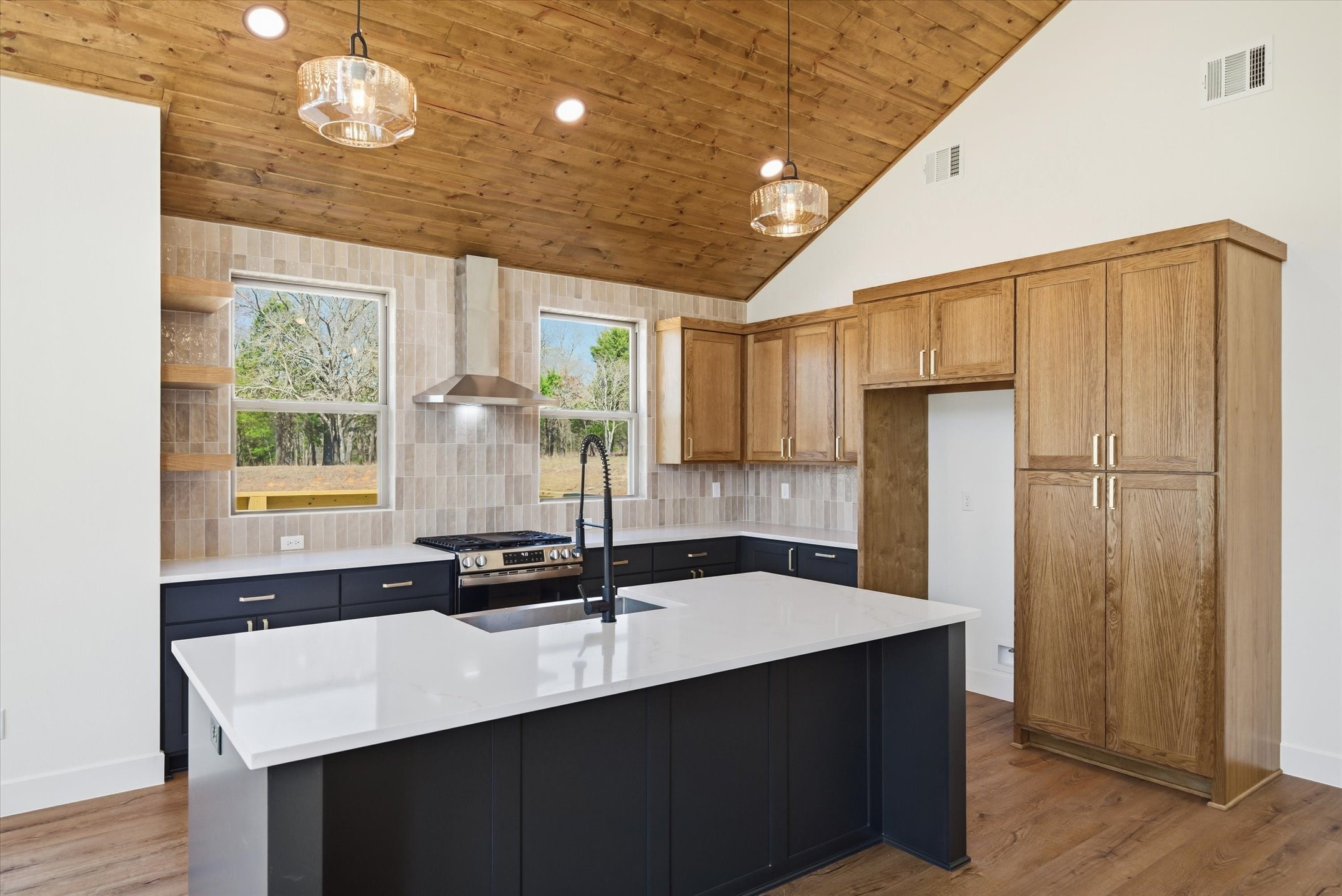 575 Vz County Road 3108 Edgewood TX 75117