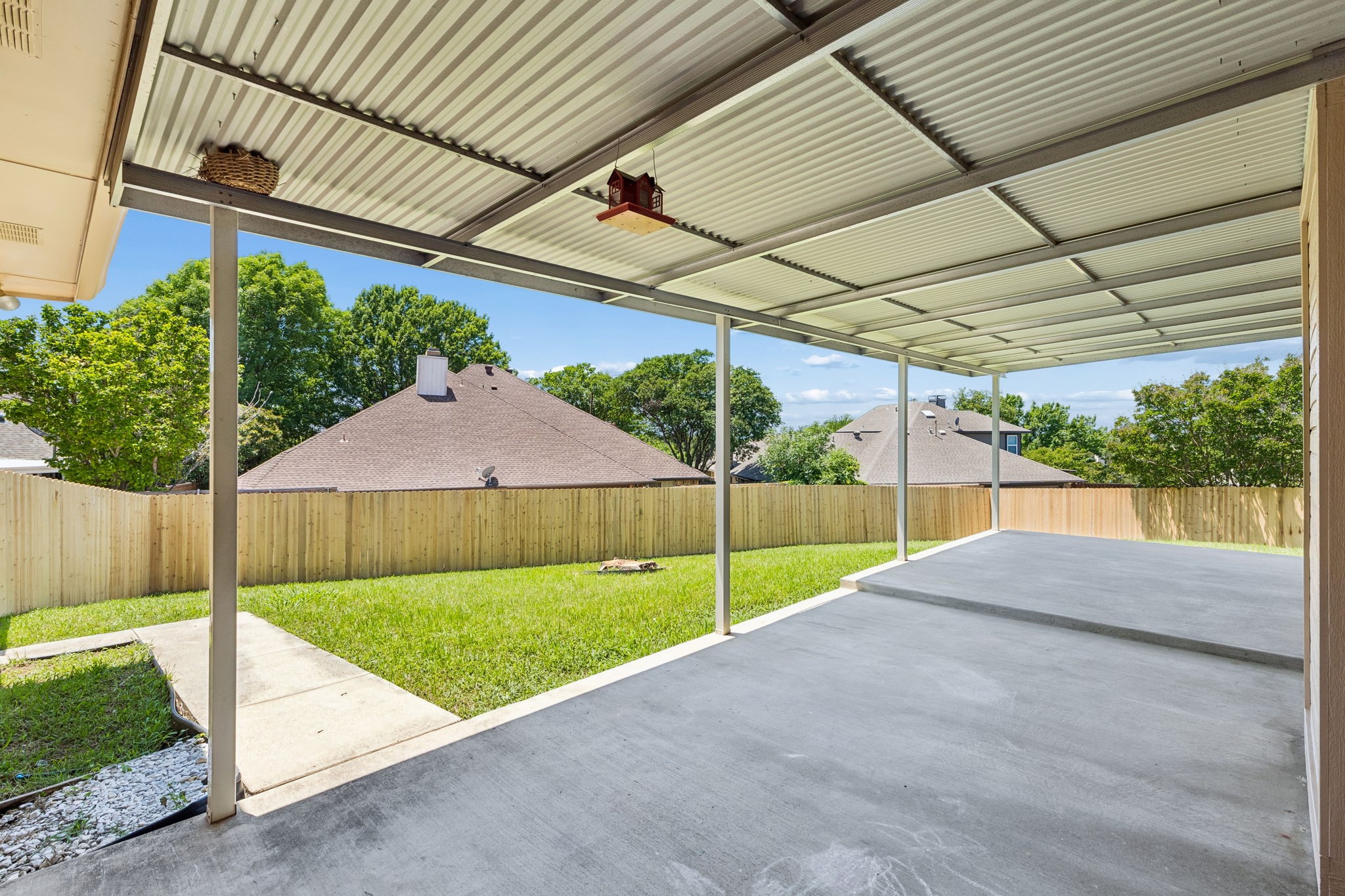 2804 Gainesborough Drive Dallas TX 75287