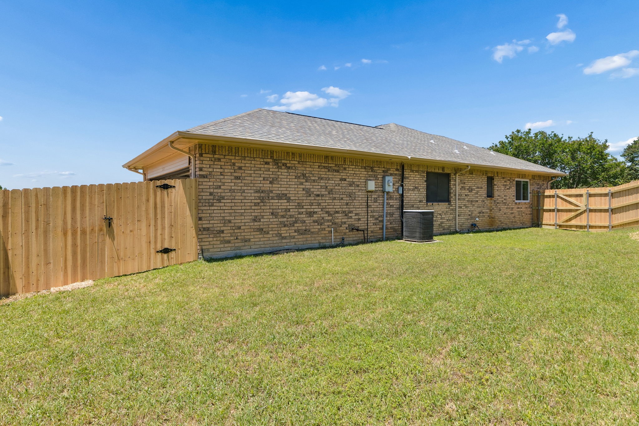 2804 Gainesborough Drive Dallas TX 75287
