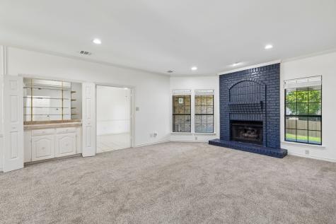 2804 Gainesborough Drive Dallas TX 75287