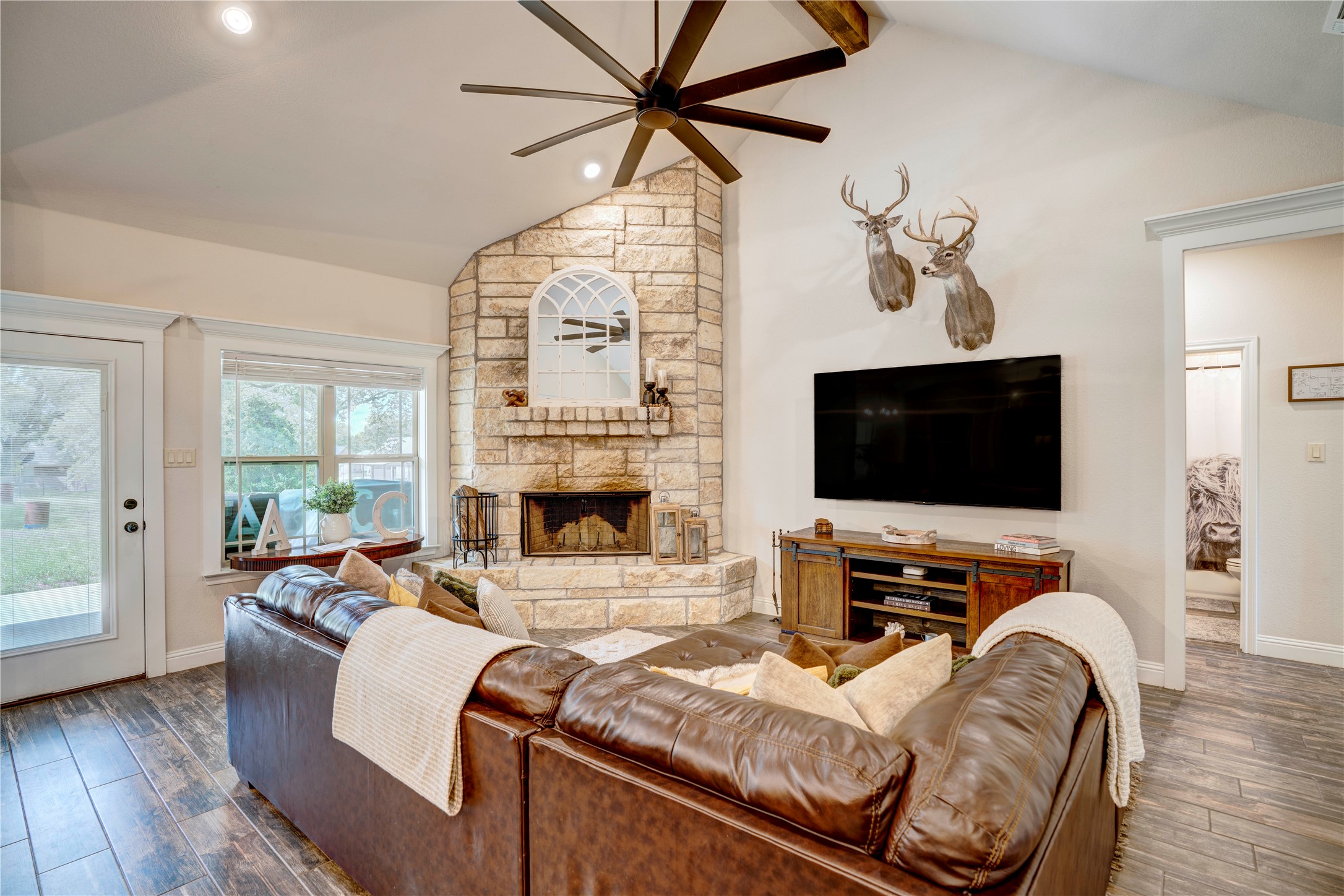 1355 Jay Bird Road Springtown TX 76082