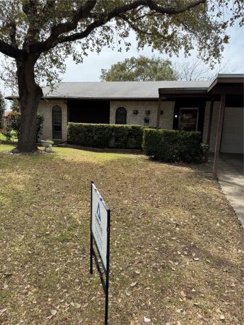 3161 Edelweiss Drive Grand Prairie TX 75052