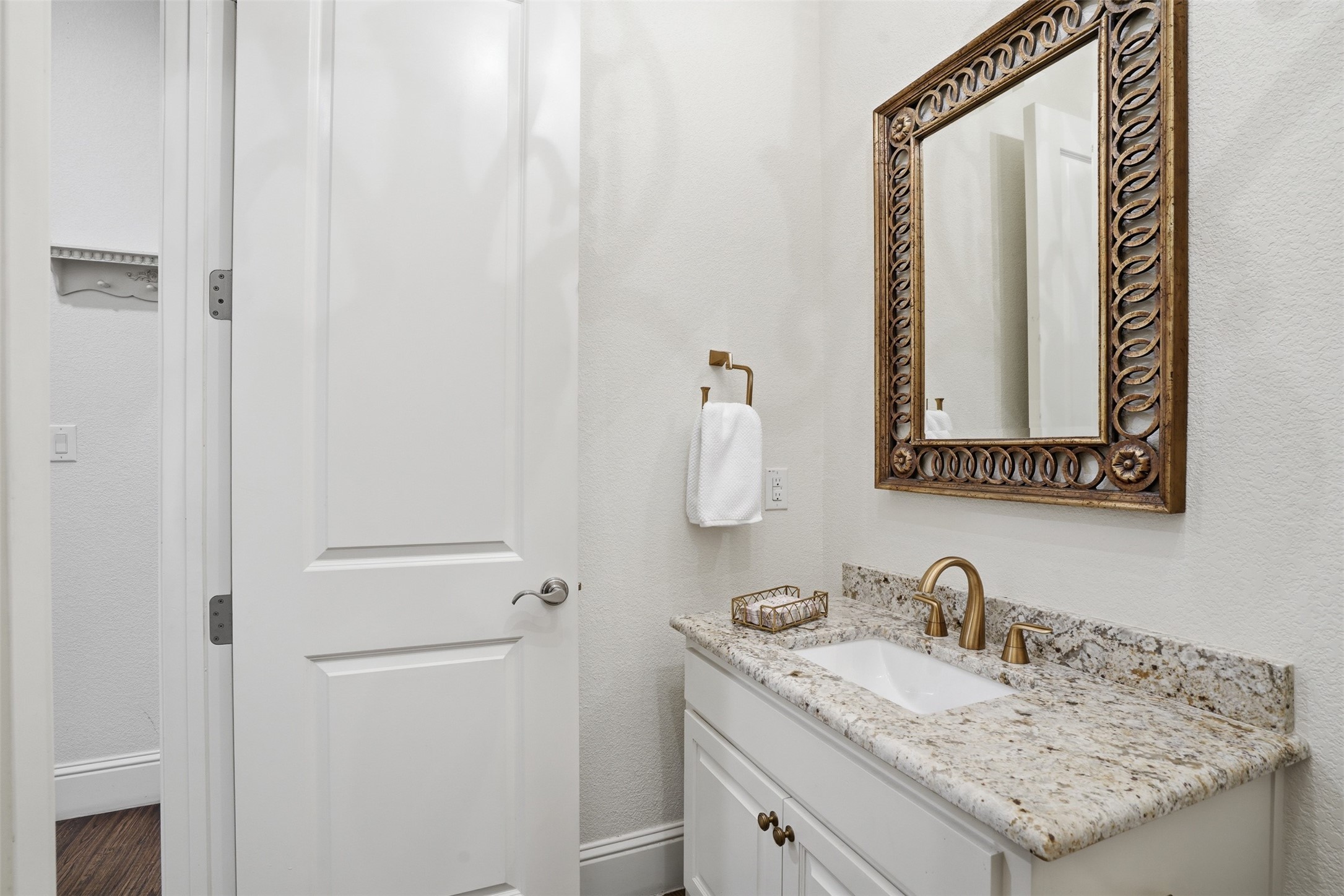 5301 Pradera Court Benbrook TX 76126