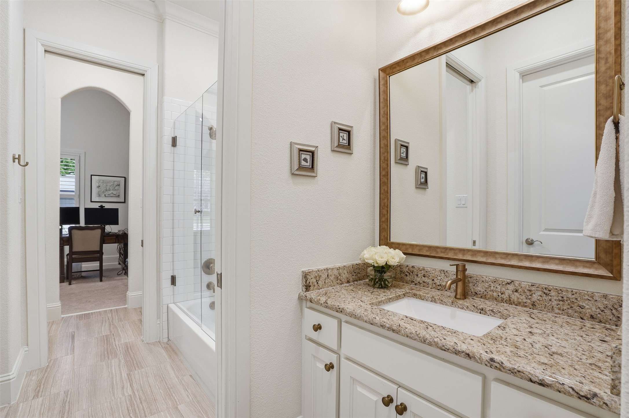 5301 Pradera Court Benbrook TX 76126