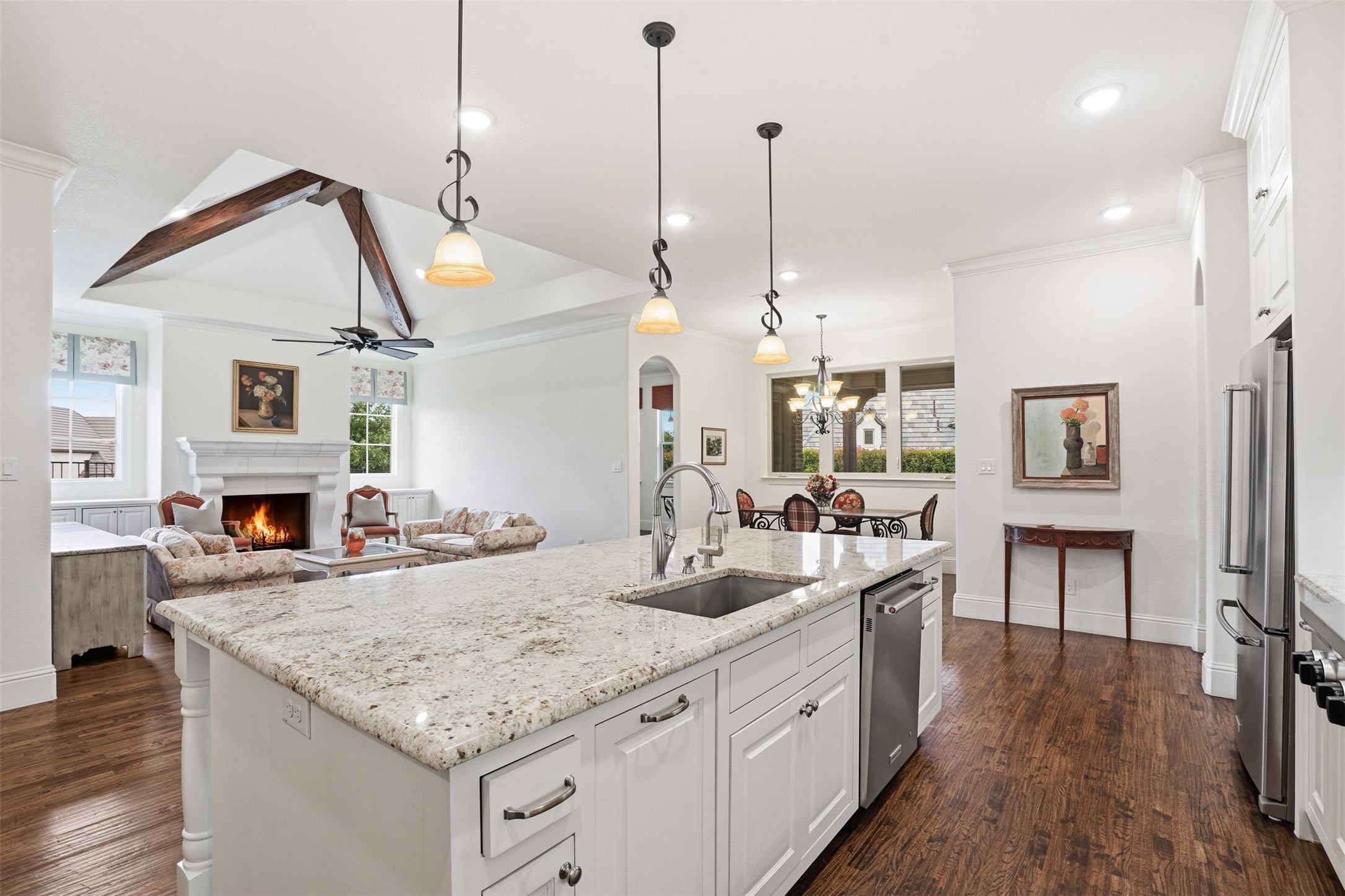 5301 Pradera Court Benbrook TX 76126