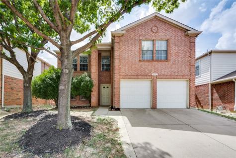 1216 Cheyenne Court Saginaw TX 76131