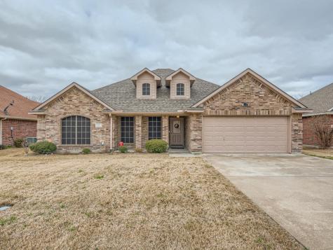 131 Birdsong Lane Terrell TX 75160