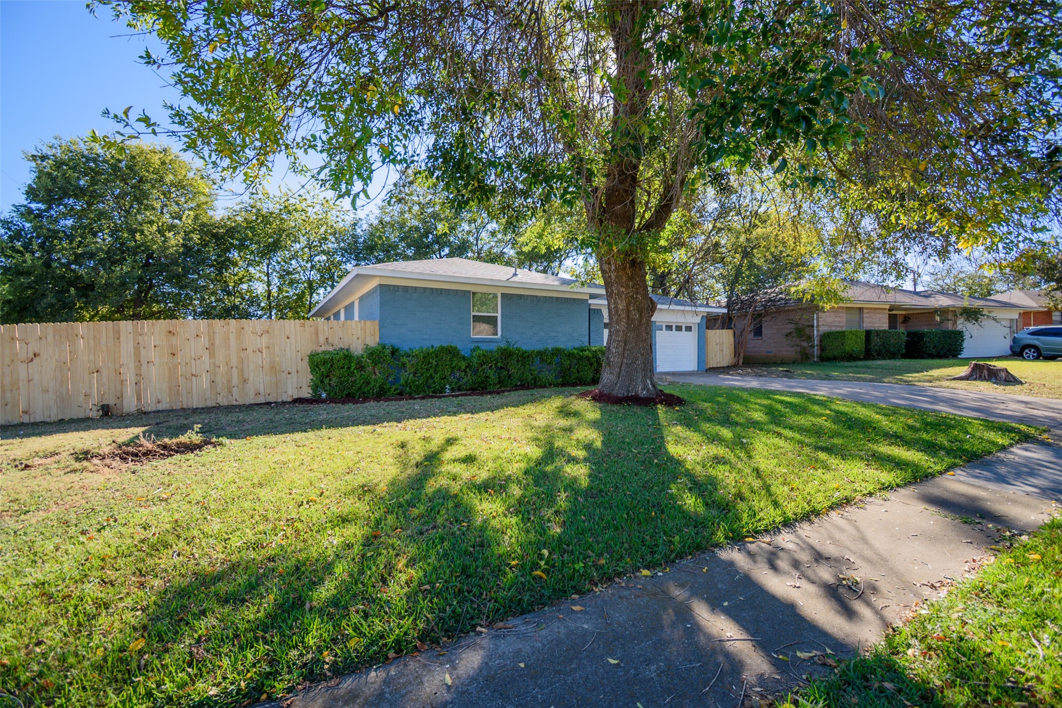 422 Allen Avenue Duncanville TX 75137