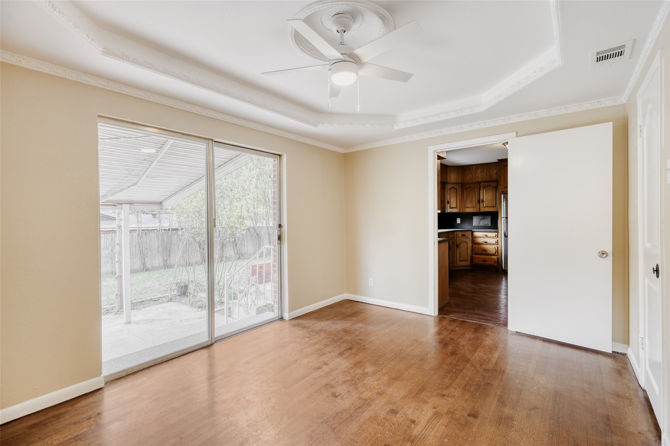6612 E Mockingbird Lane Dallas TX 75214