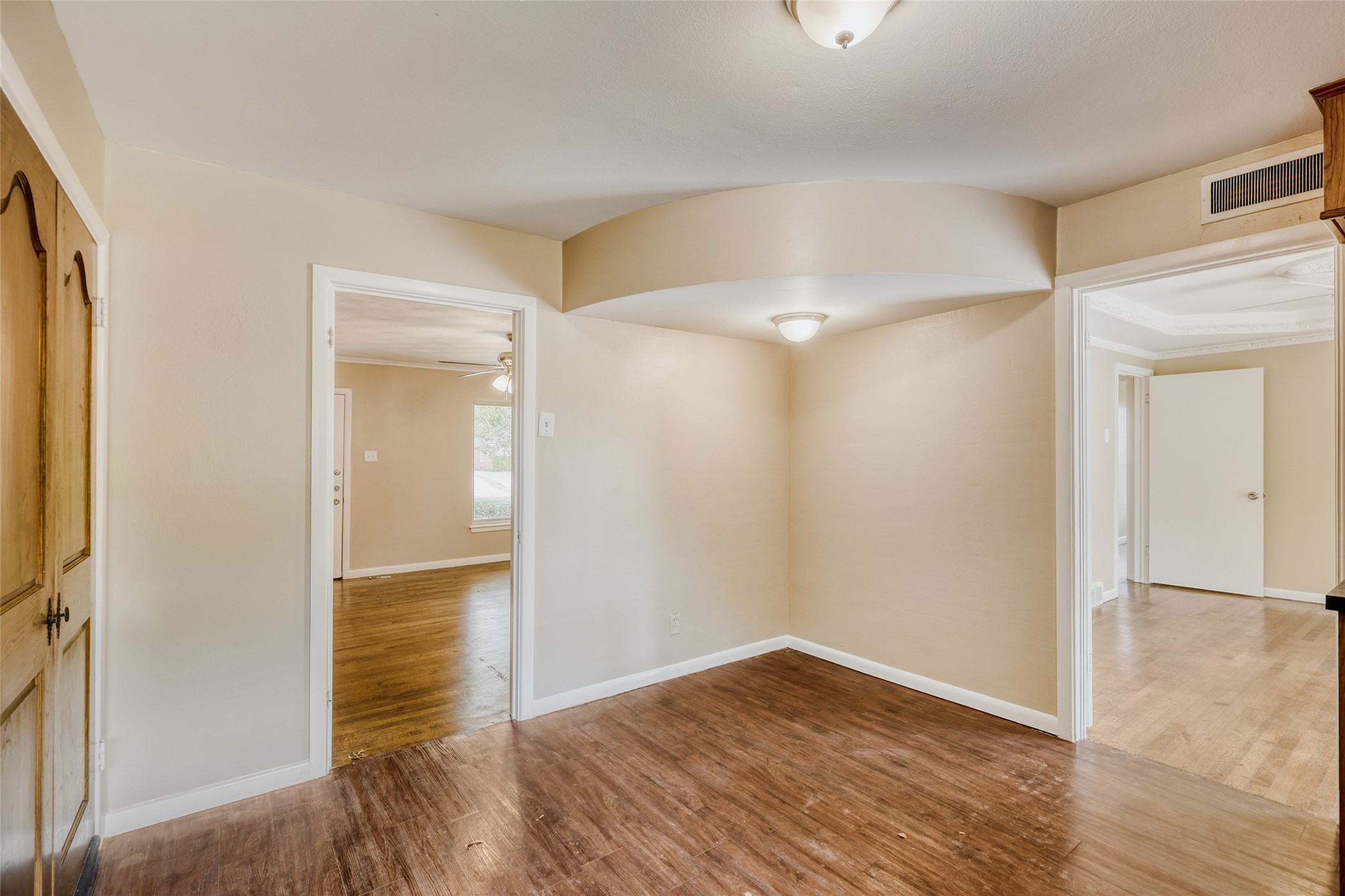 6612 E Mockingbird Lane Dallas TX 75214