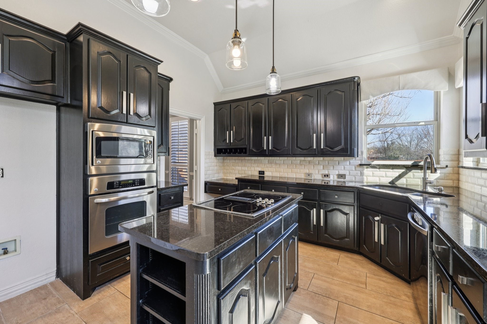 806 Parkwood Court Mckinney TX 75072