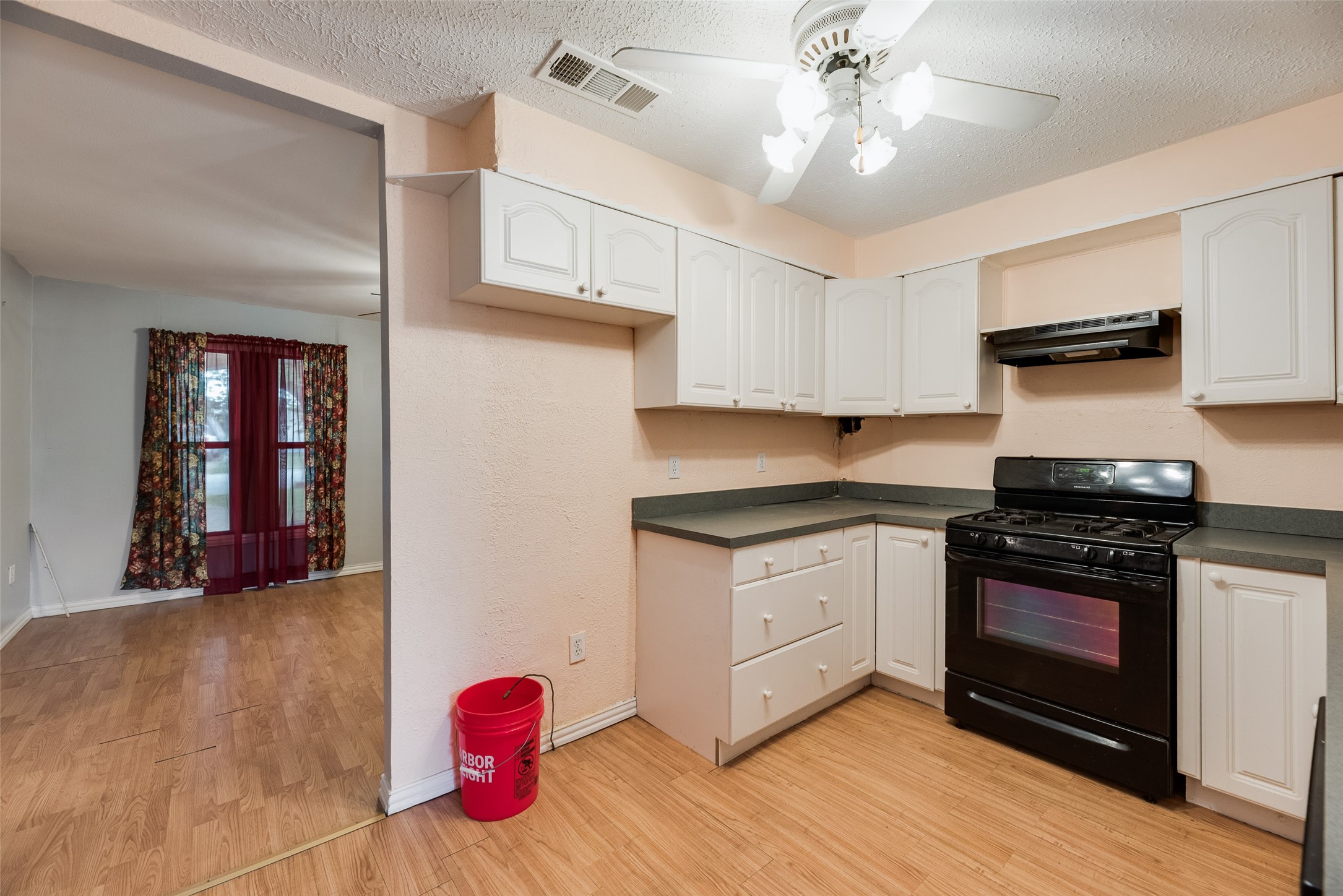 6737 Lakeside Drive Lake Worth TX 76135