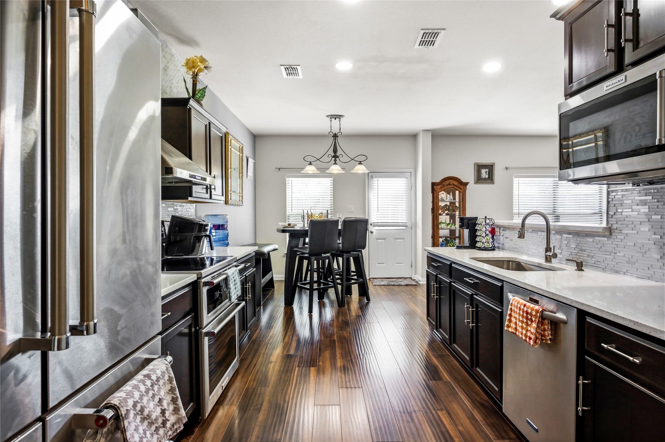 1332 Lucchese Lane Dallas TX 75253