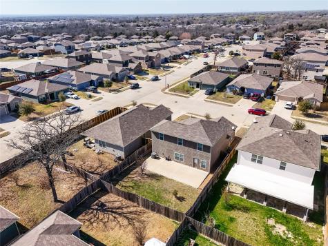 1332 Lucchese Lane Dallas TX 75253