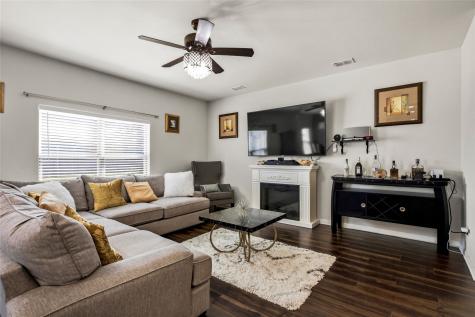 1332 Lucchese Lane Dallas TX 75253