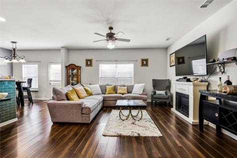 1332 Lucchese Lane Dallas TX 75253